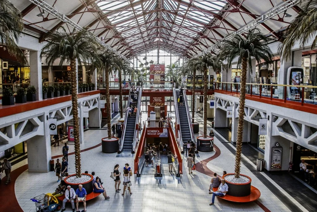 Freccia Rossa Shopping Centre