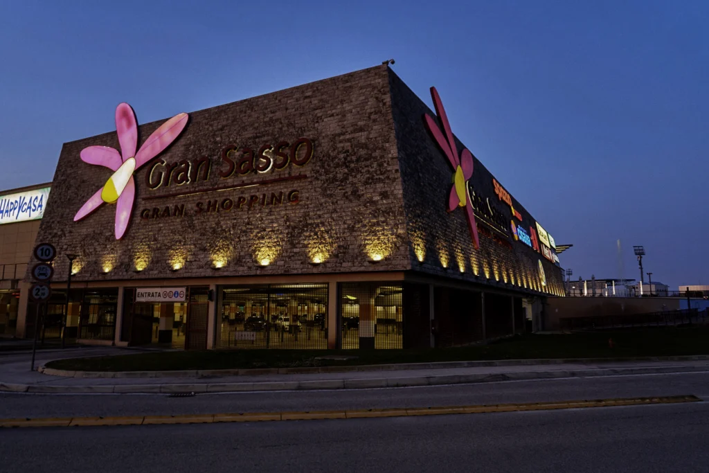 Gran Sasso Shopping Centre