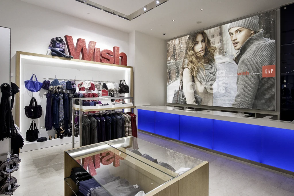 GAP Flagship Milano — 4