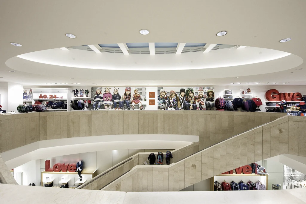 GAP Flagship Milano — 5