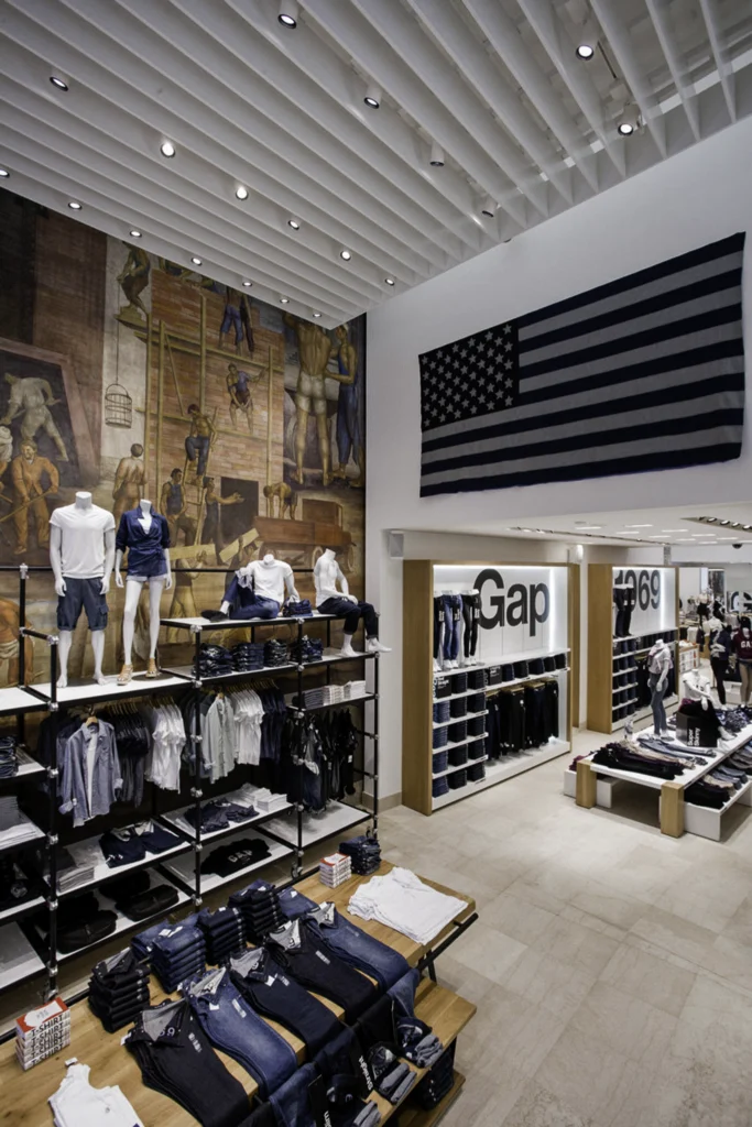 GAP Flagship Roma — 2