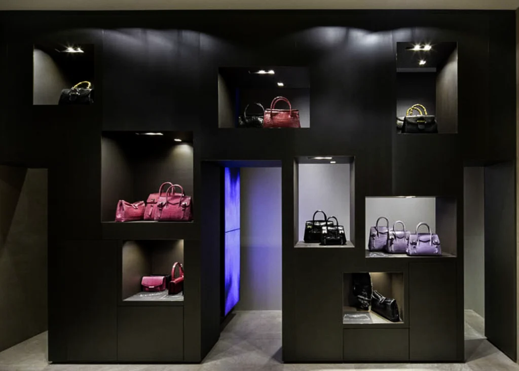 Colombo Via della Spiga — 3