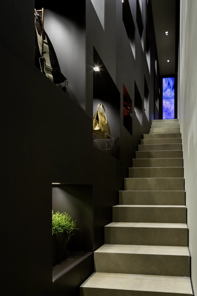 Colombo Via della Spiga — 6