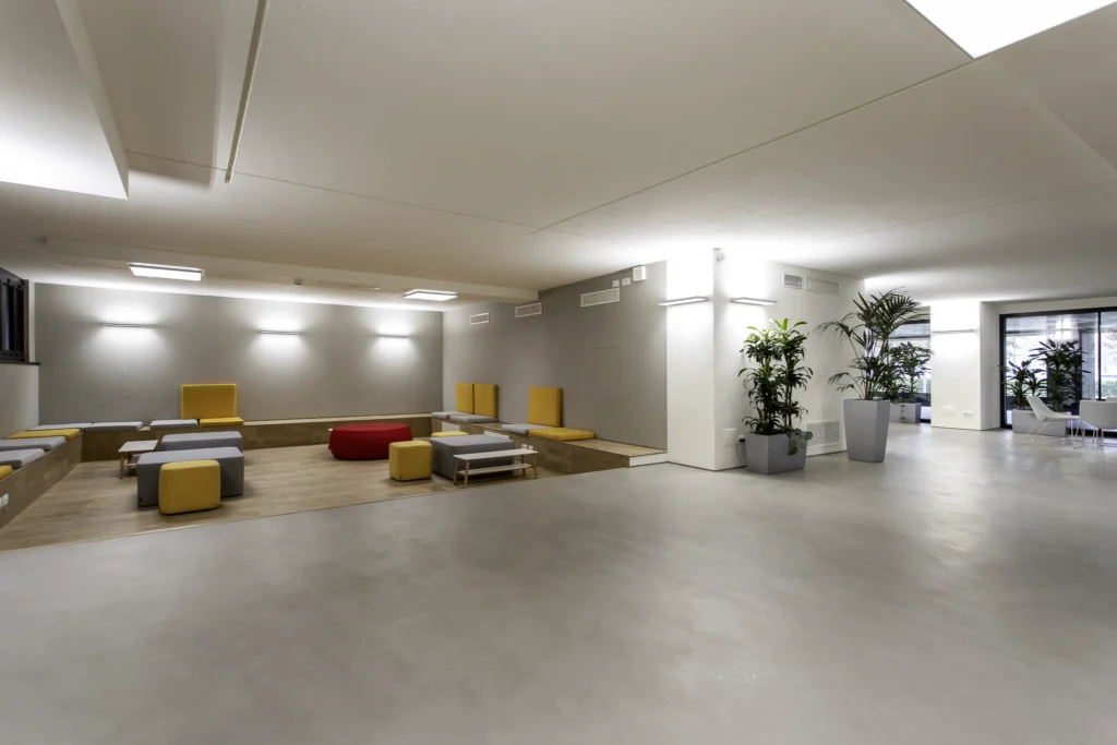 F Building Offices — 6