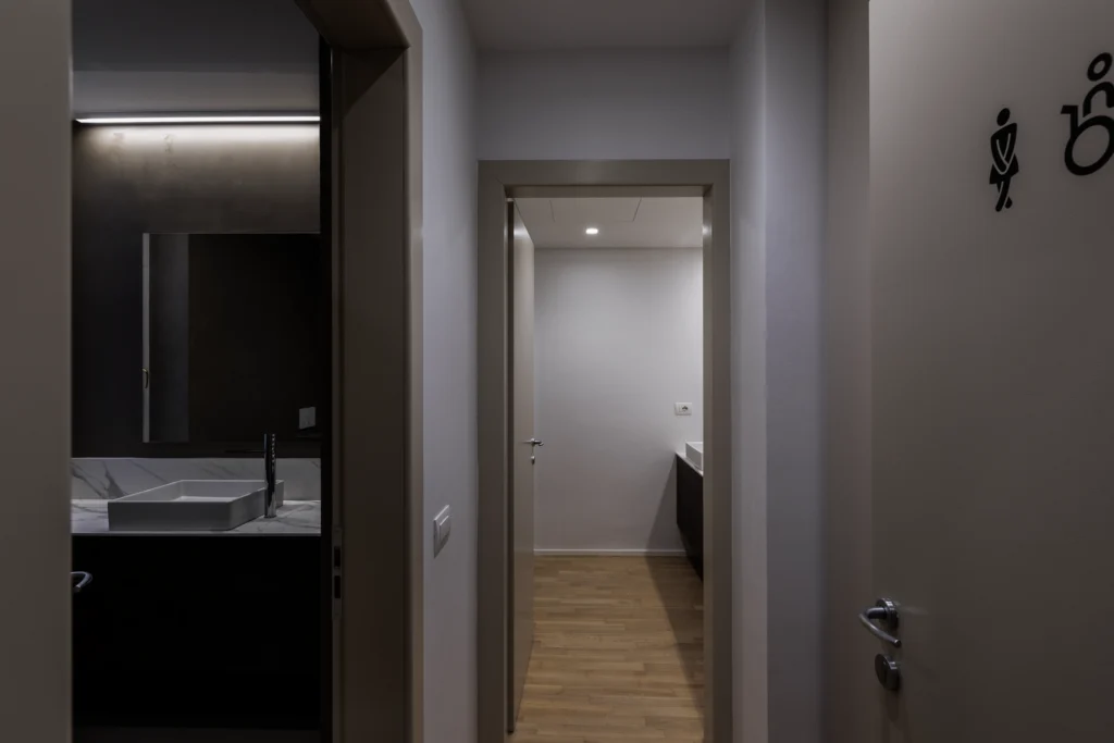 Neuberger Berman Offices — 7